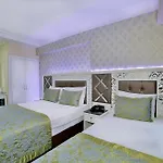 Monaco Κωνσταντινούπολη