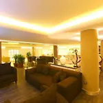 Ξενοδοχείο Monaco 4*