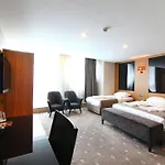 摩纳哥酒店 酒店